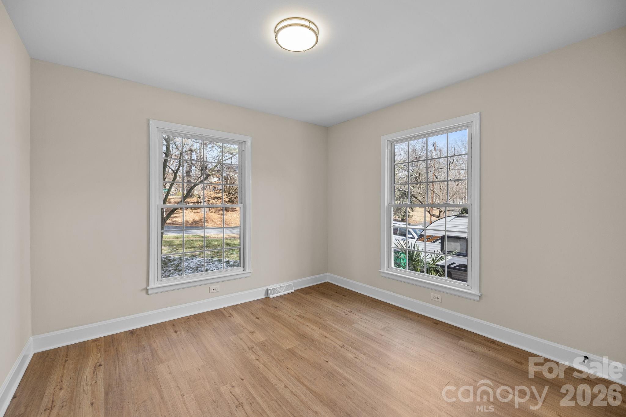 7101 Woodstock Drive Charlotte NC 28210