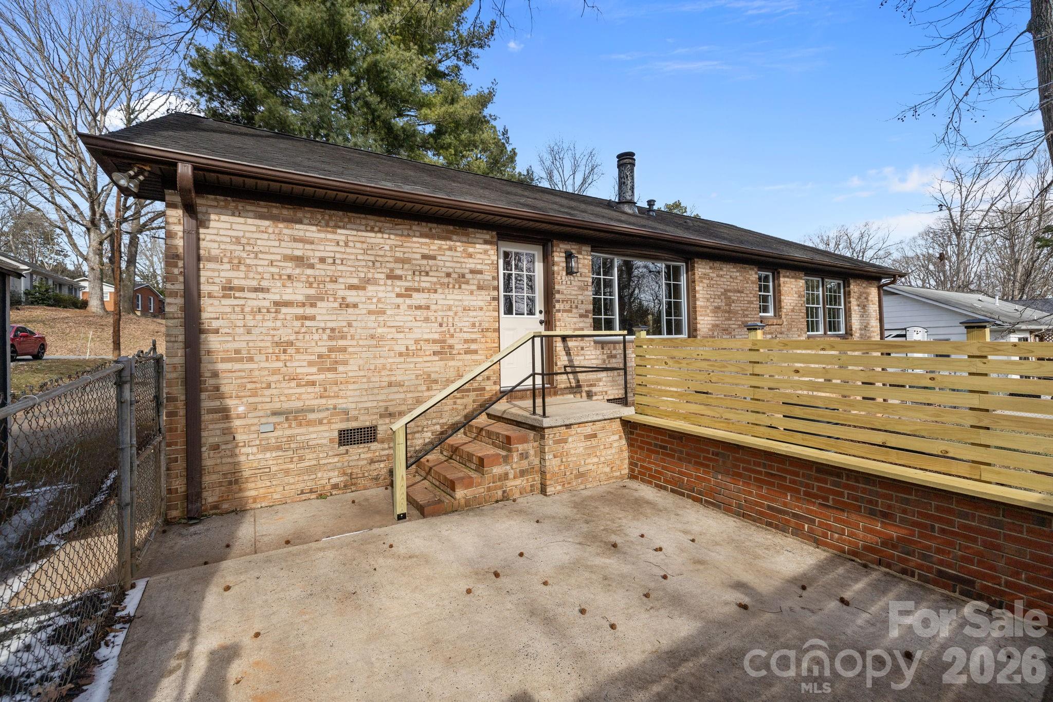 7101 Woodstock Drive Charlotte NC 28210