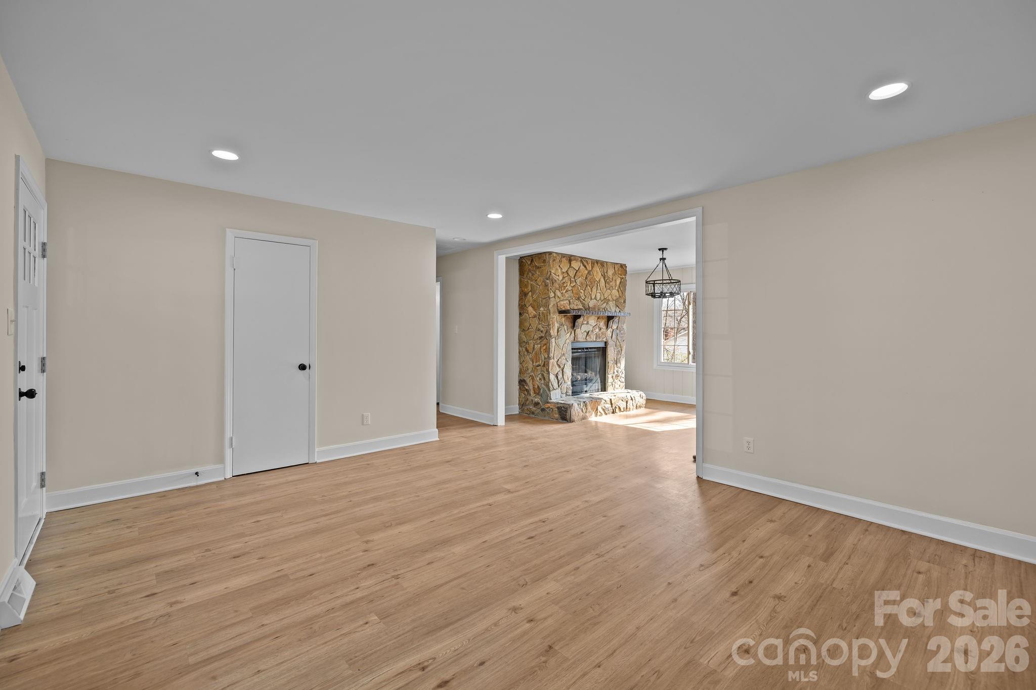 7101 Woodstock Drive Charlotte NC 28210