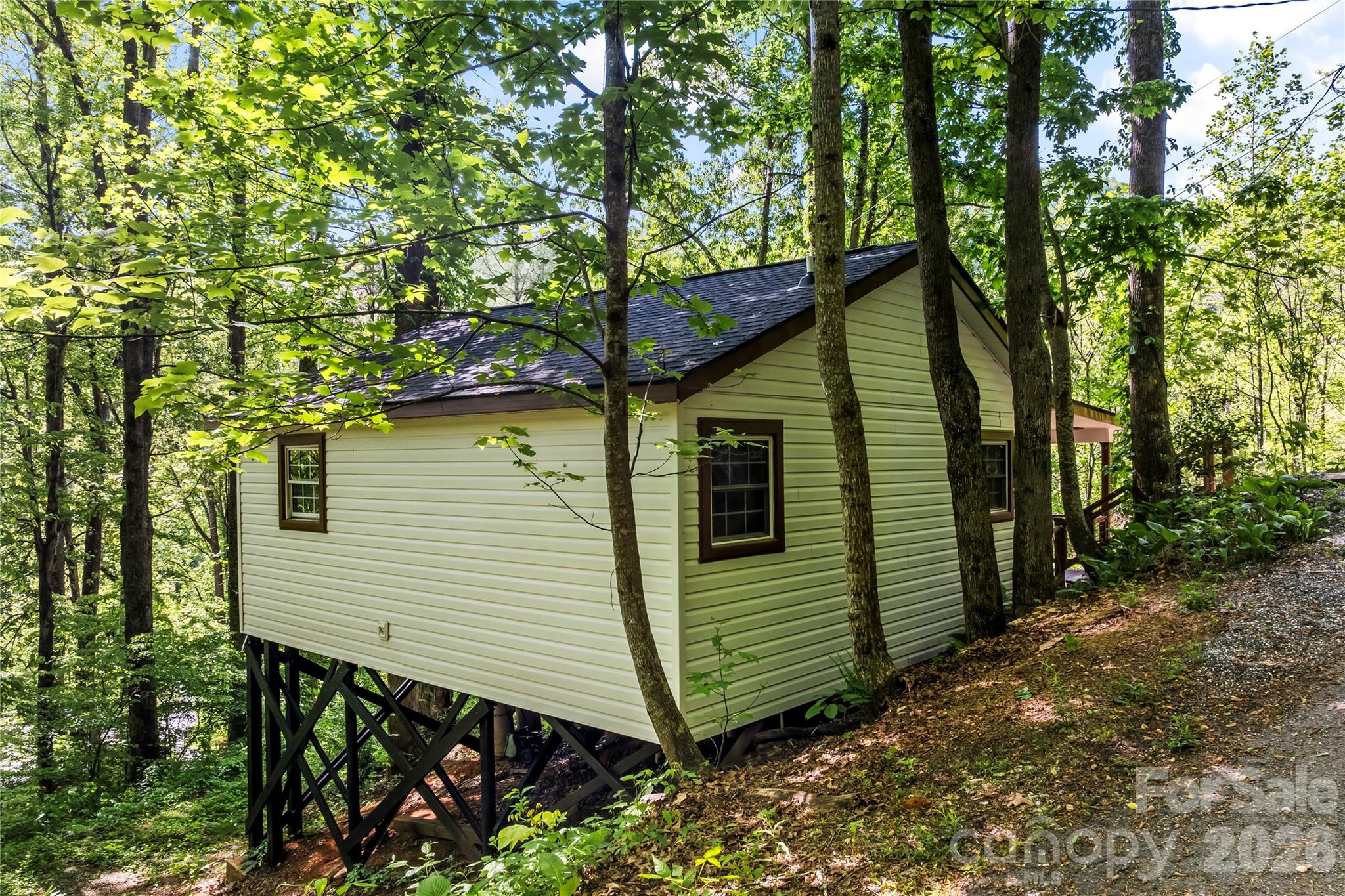 193 Sams Hill Sylva NC 28779