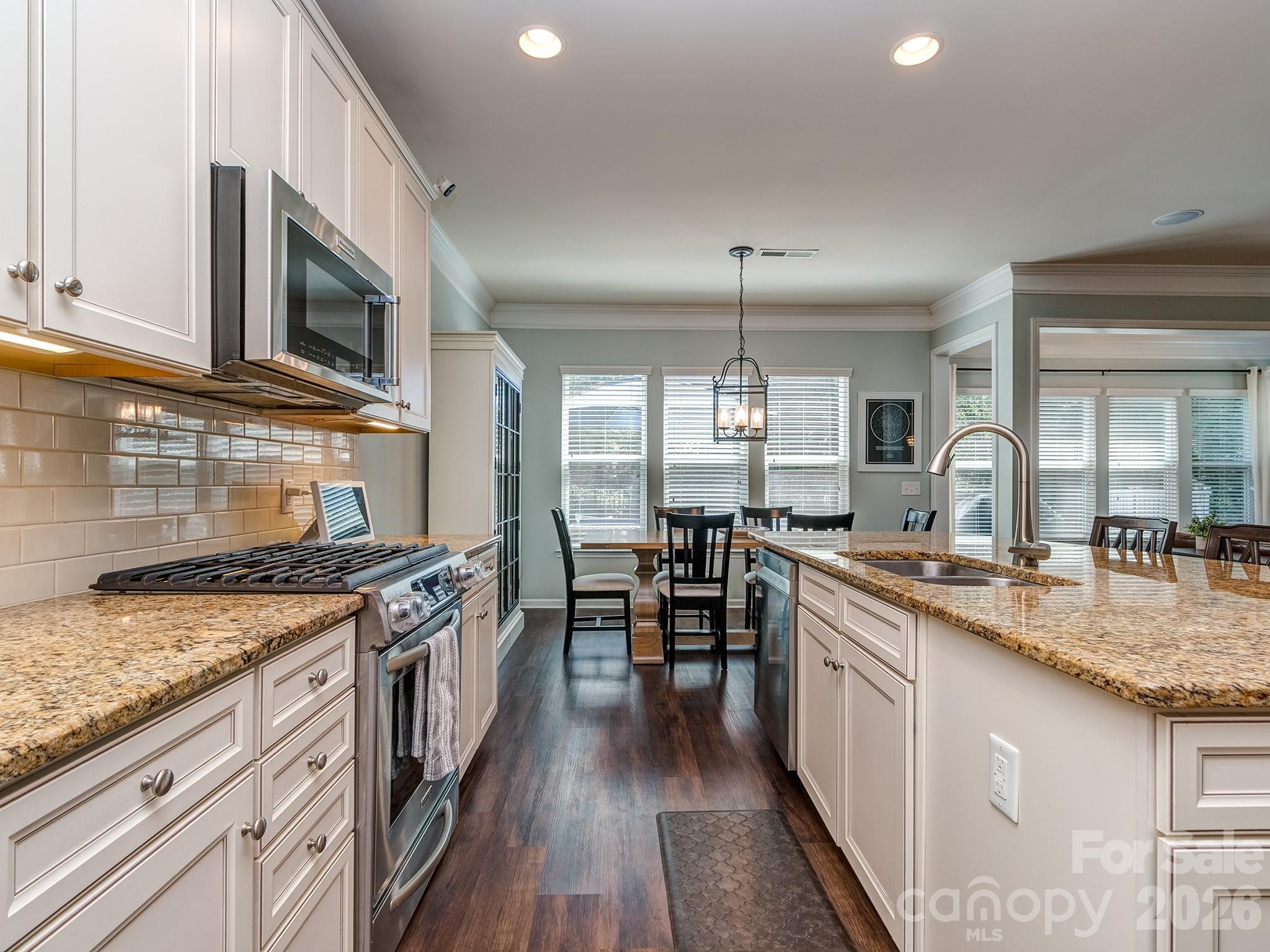 1726 Royal Gorge Avenue Charlotte NC 28210