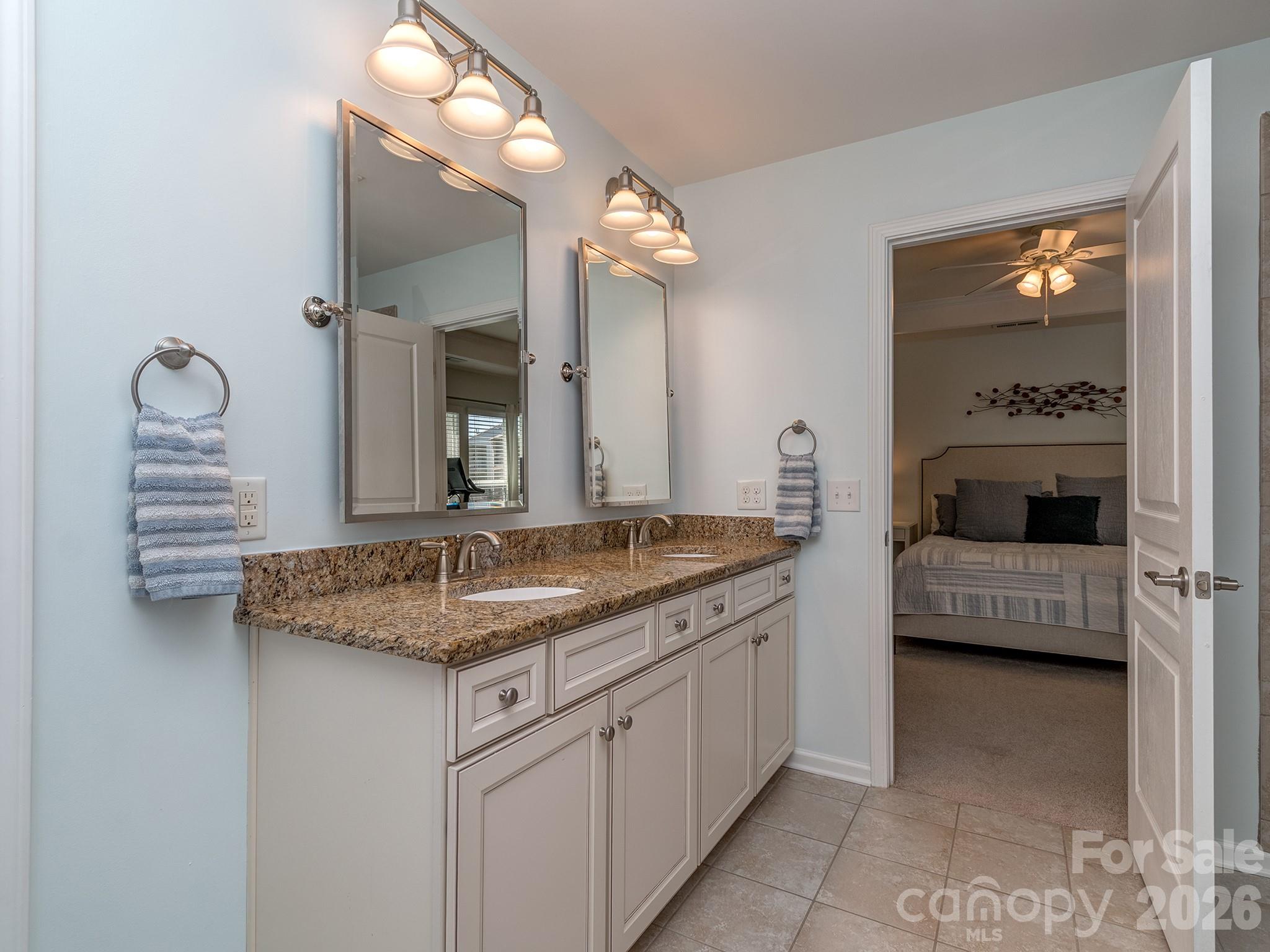 1726 Royal Gorge Avenue Charlotte NC 28210