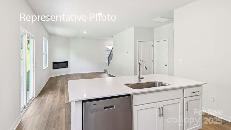 572 Dazzle Loop Newton NC 28658