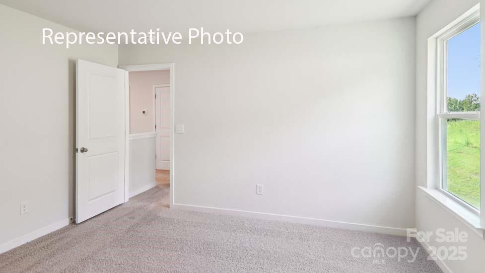 572 Dazzle Loop Newton NC 28658