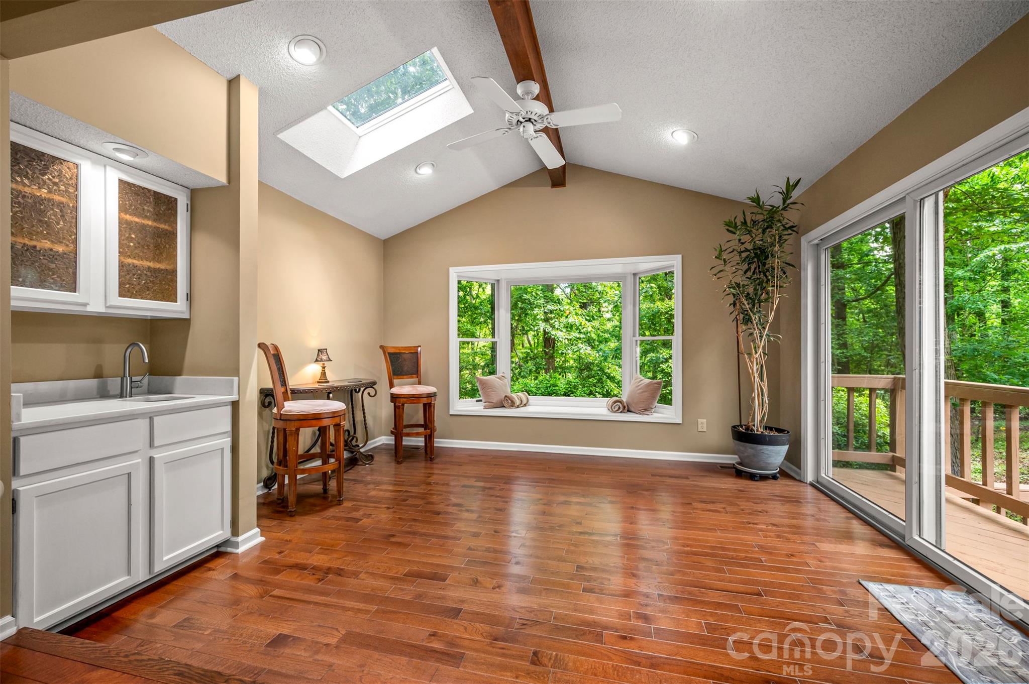 66 Oakwood Lane Columbus NC 28722