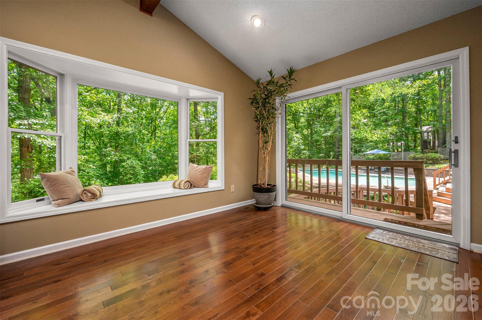 66 Oakwood Lane Columbus NC 28722