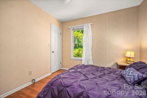 66 Oakwood Lane Columbus NC 28722