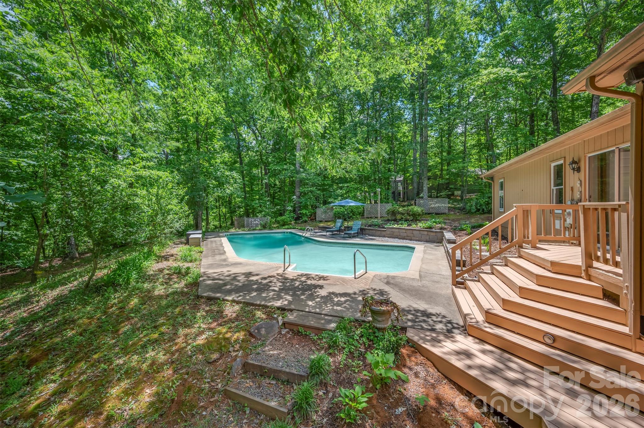 66 Oakwood Lane Columbus NC 28722
