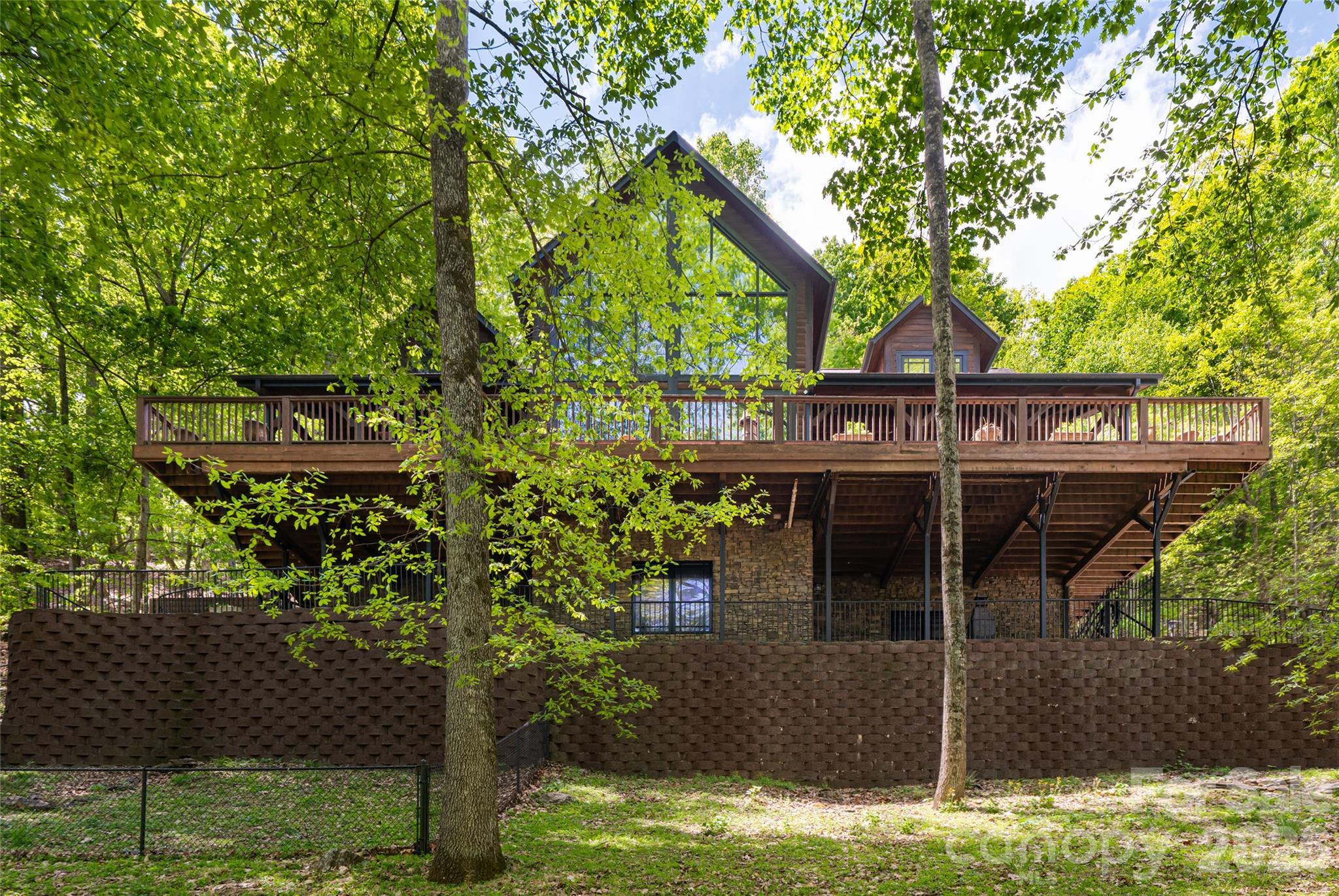 14 Walnut Drive Mills River NC 28759