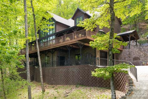 14 Walnut Drive Mills River NC 28759