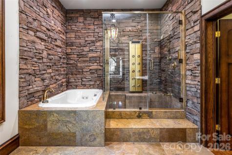 14 Walnut Drive Mills River NC 28759