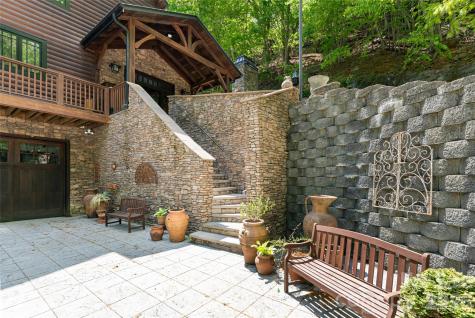 14 Walnut Drive Mills River NC 28759