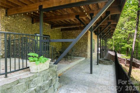 14 Walnut Drive Mills River NC 28759