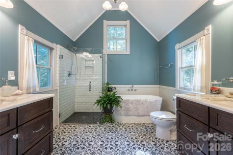 741A Morrow Branch Road Leicester NC 28748