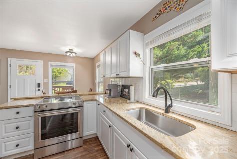 173 Onteora Boulevard Asheville NC 28803