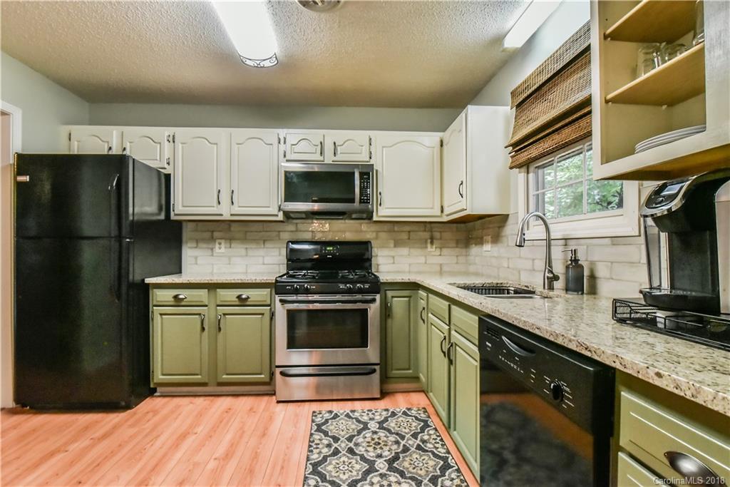 15 Foxberry Drive Arden NC 28704