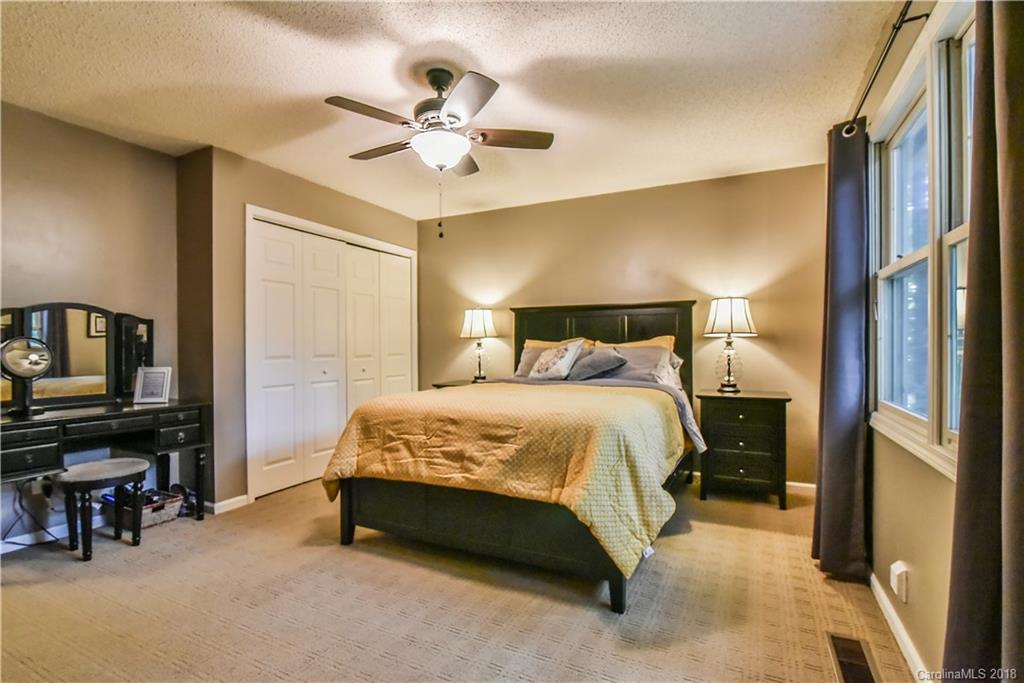 15 Foxberry Drive Arden NC 28704