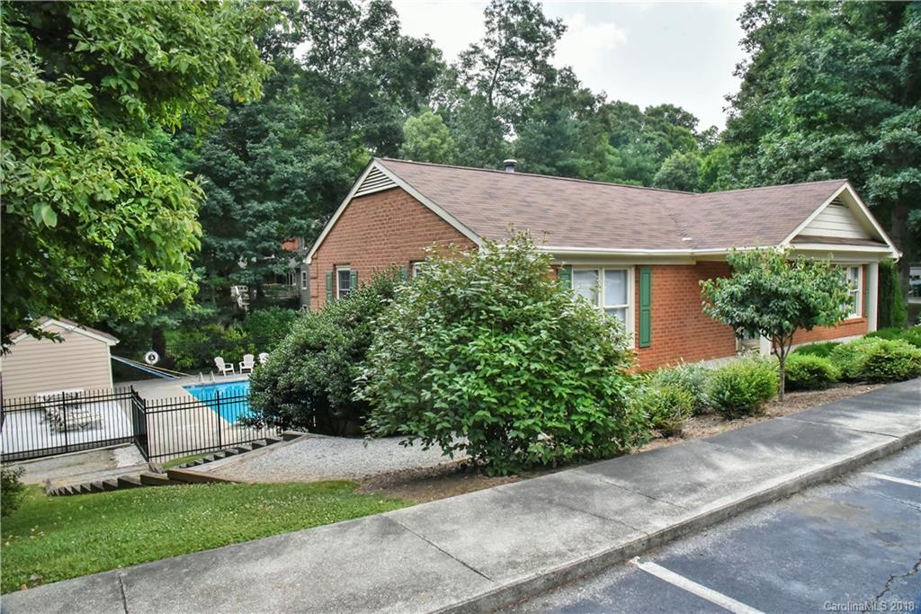 15 Foxberry Drive Arden NC 28704