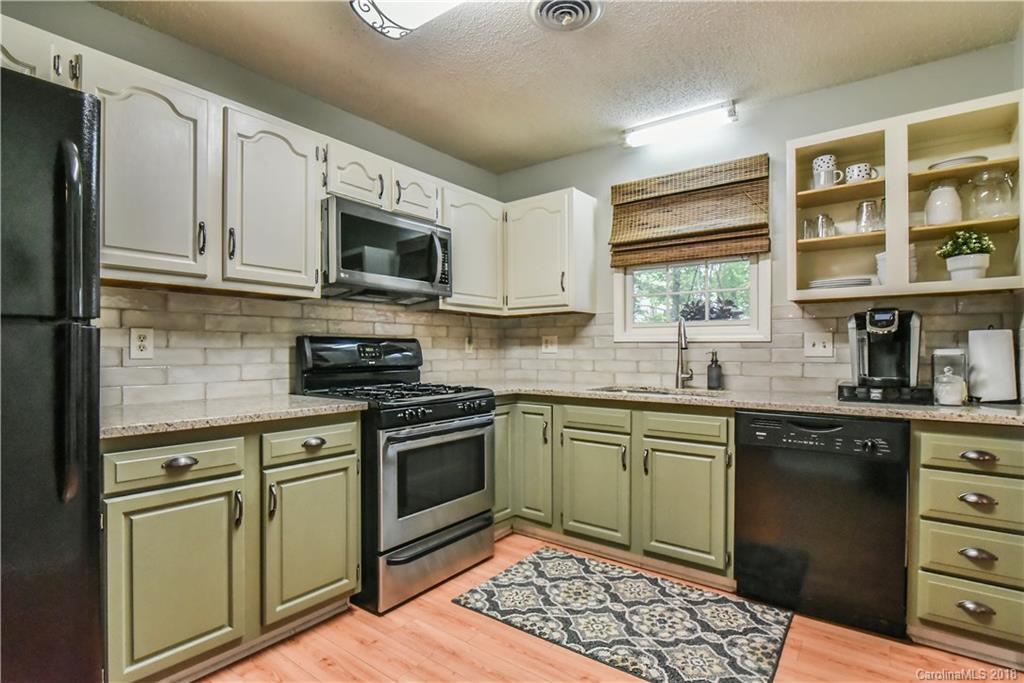 15 Foxberry Drive Arden NC 28704