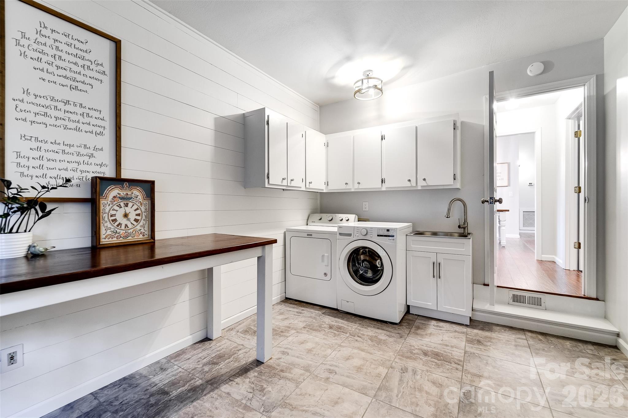 115 Indian Trail Franklin NC 28734