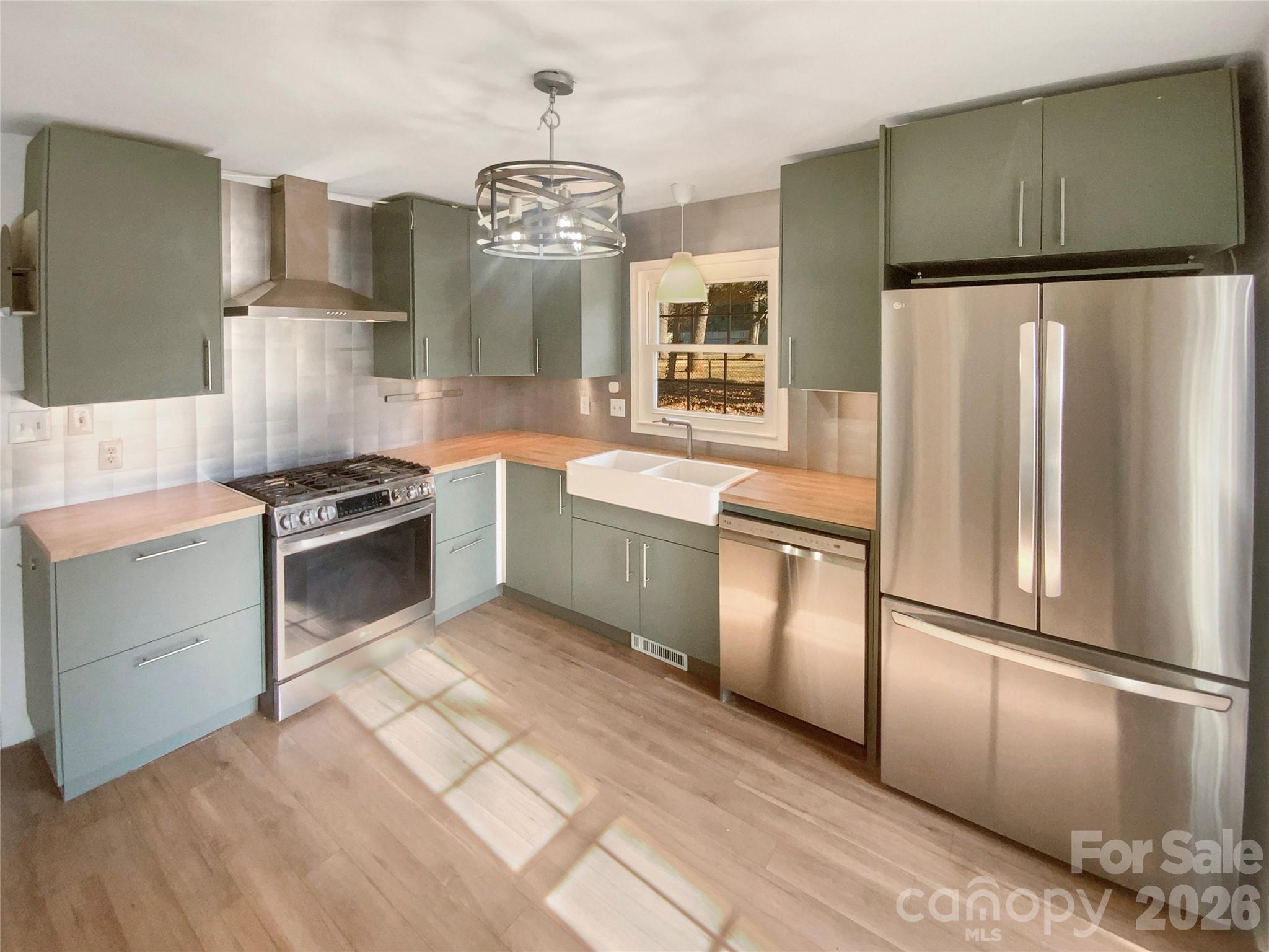 4661 Easthaven Drive Charlotte NC 28212