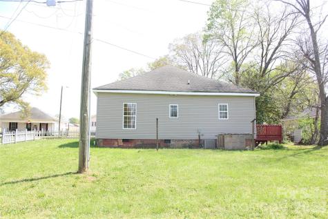 718 Live Oak Street Shelby NC 28151