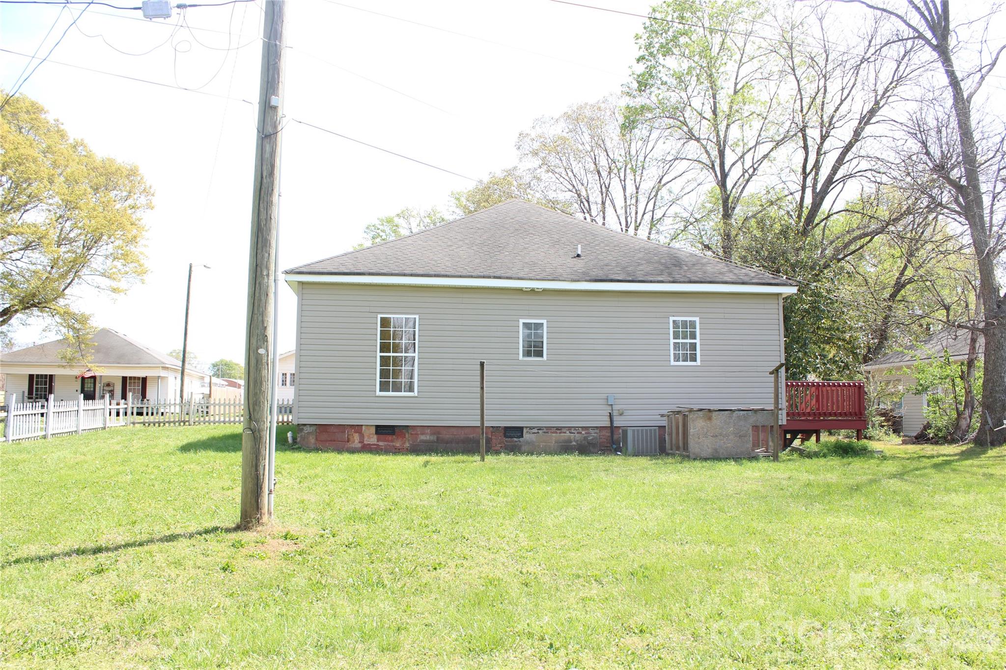 718 Live Oak Street Shelby NC 28151