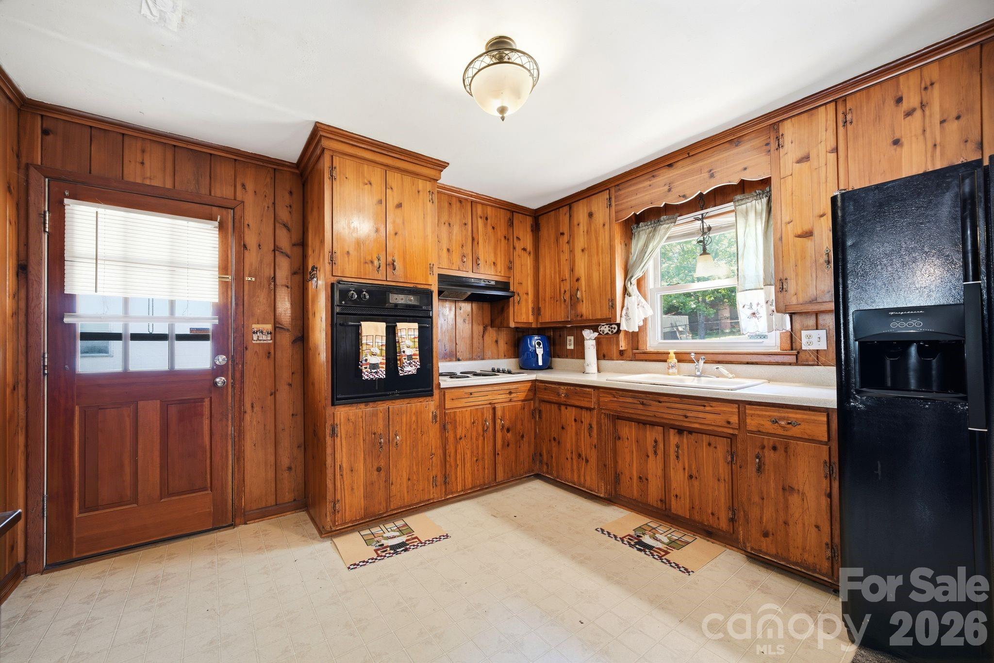 207 Starview Lane Dallas NC 28034