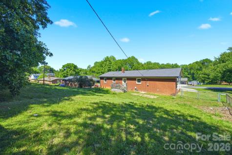 207 Starview Lane Dallas NC 28034