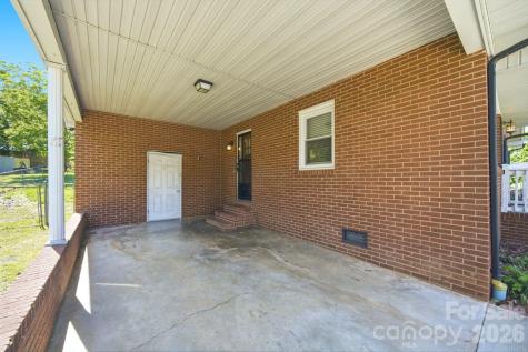 207 Starview Lane Dallas NC 28034