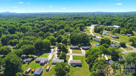 207 Starview Lane Dallas NC 28034