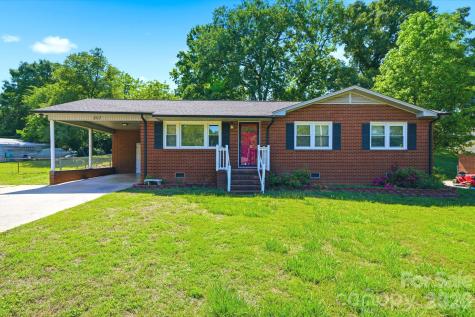 207 Starview Lane Dallas NC 28034