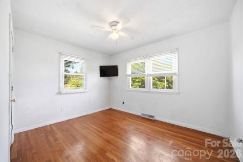 207 Starview Lane Dallas NC 28034