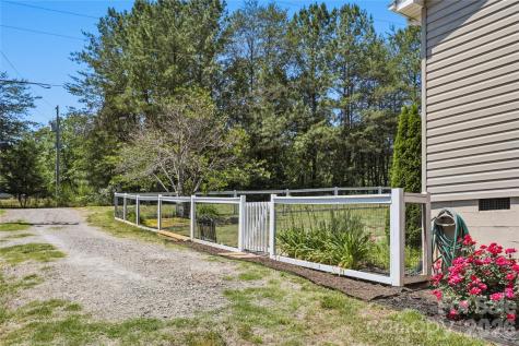 412 Lewis Road Rutherfordton NC 28139