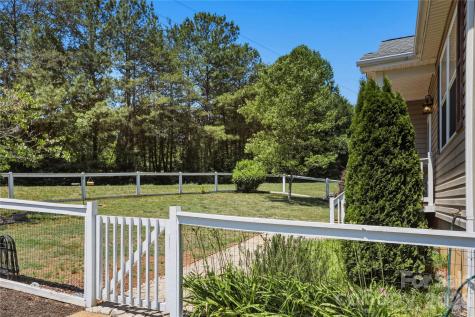 412 Lewis Road Rutherfordton NC 28139