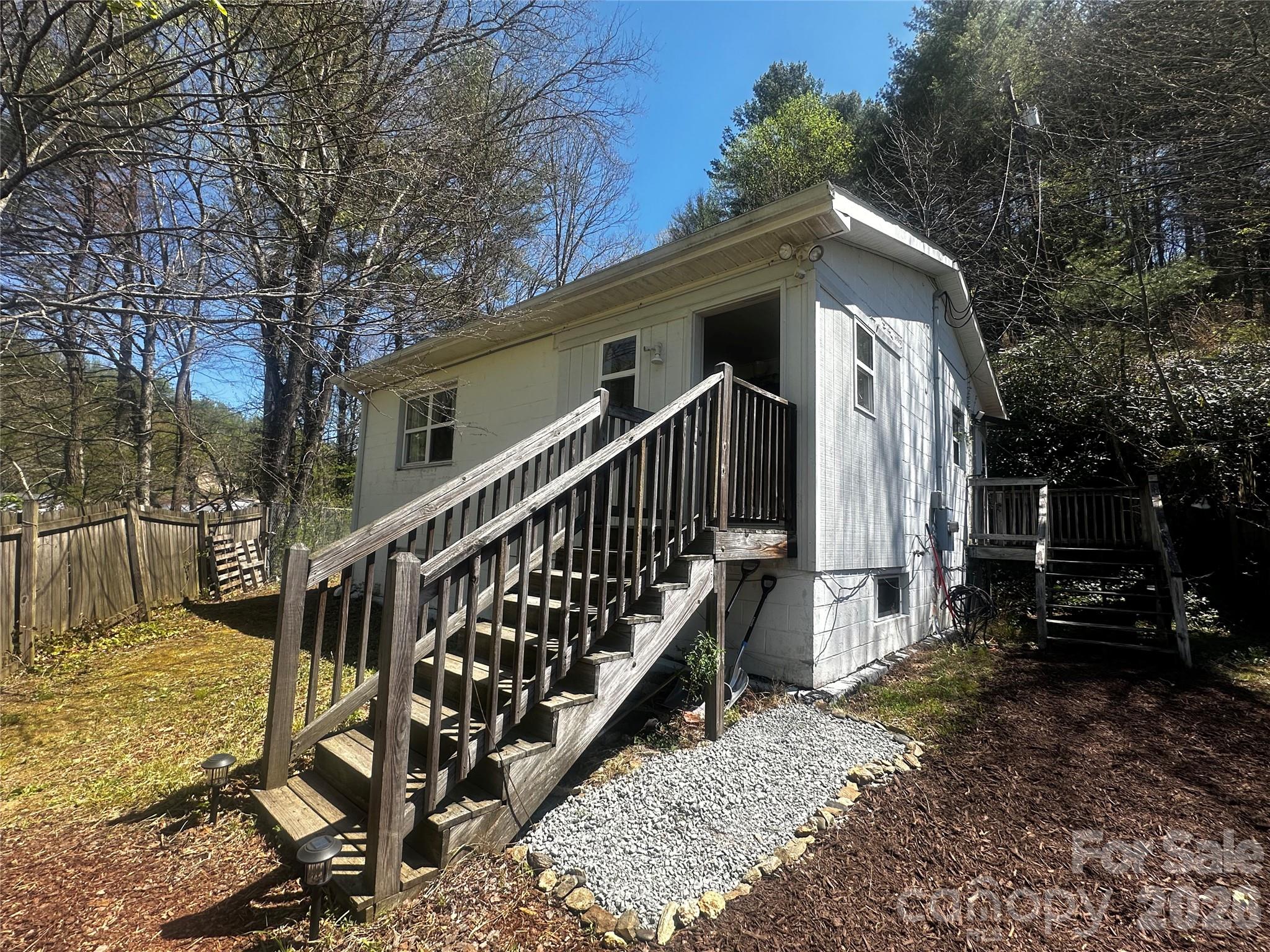 7 Poplar Drive Spruce Pine NC 28777