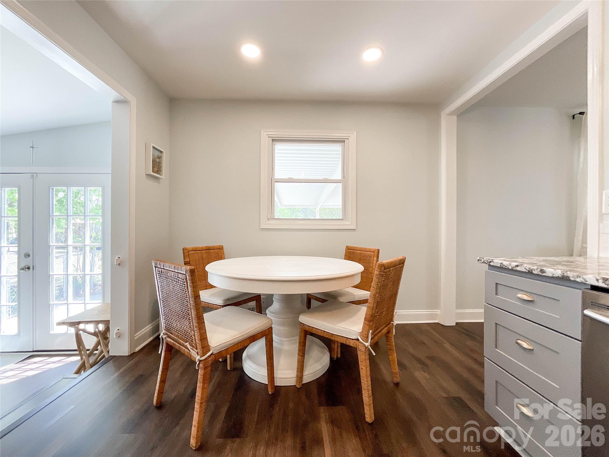 3827 Topsfield Road Charlotte NC 28211