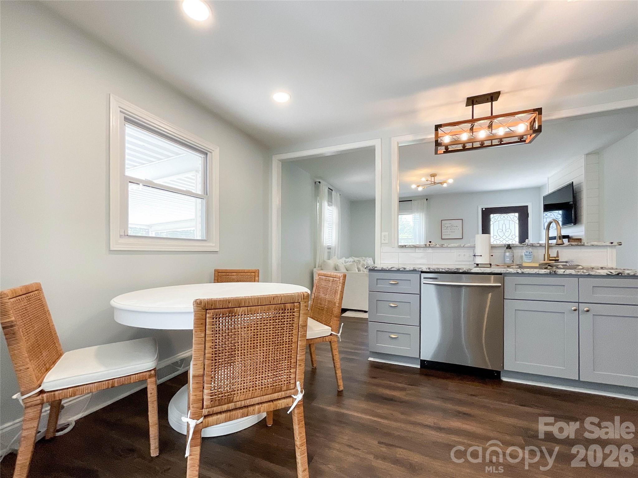 3827 Topsfield Road Charlotte NC 28211
