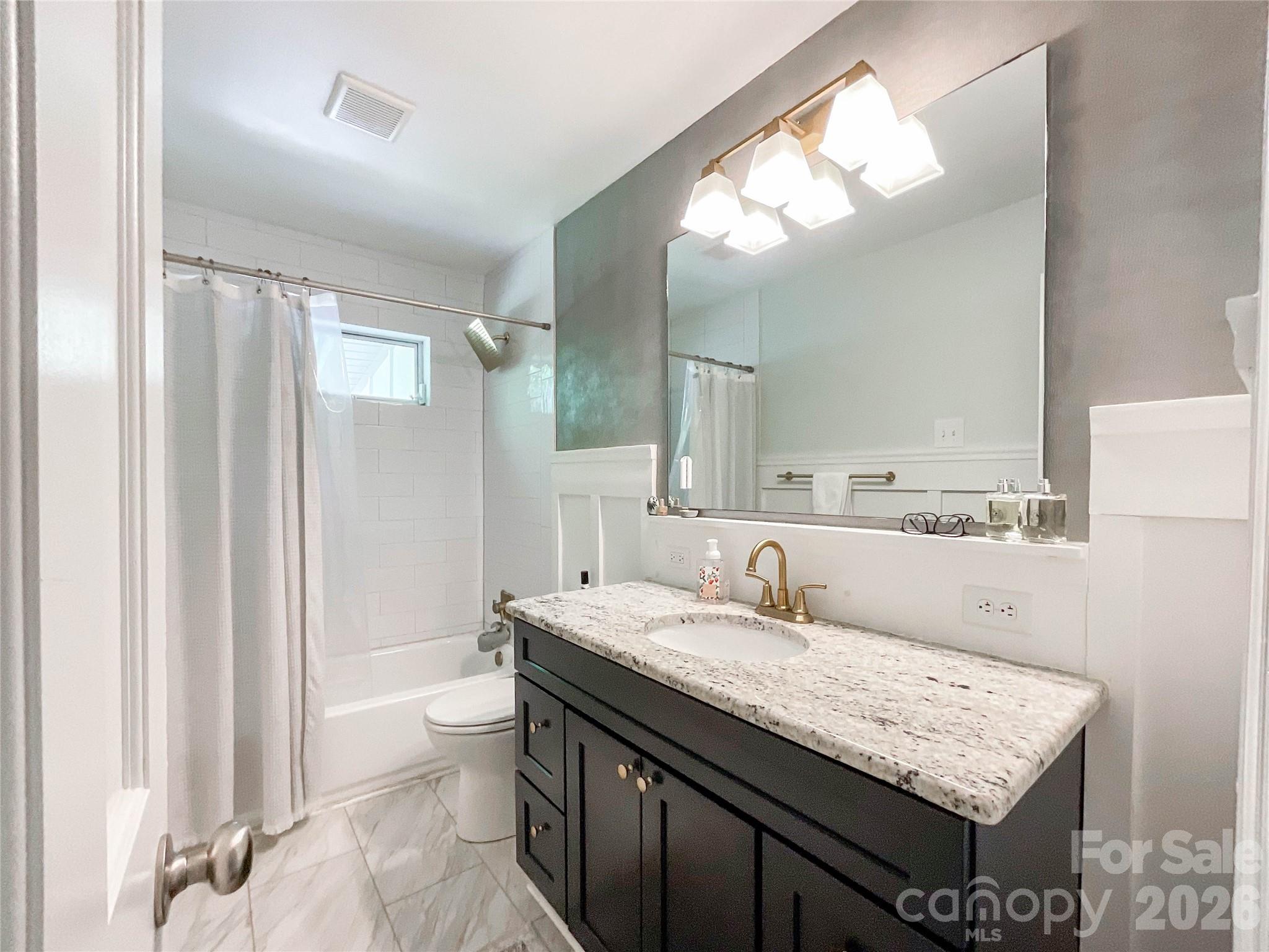 3827 Topsfield Road Charlotte NC 28211
