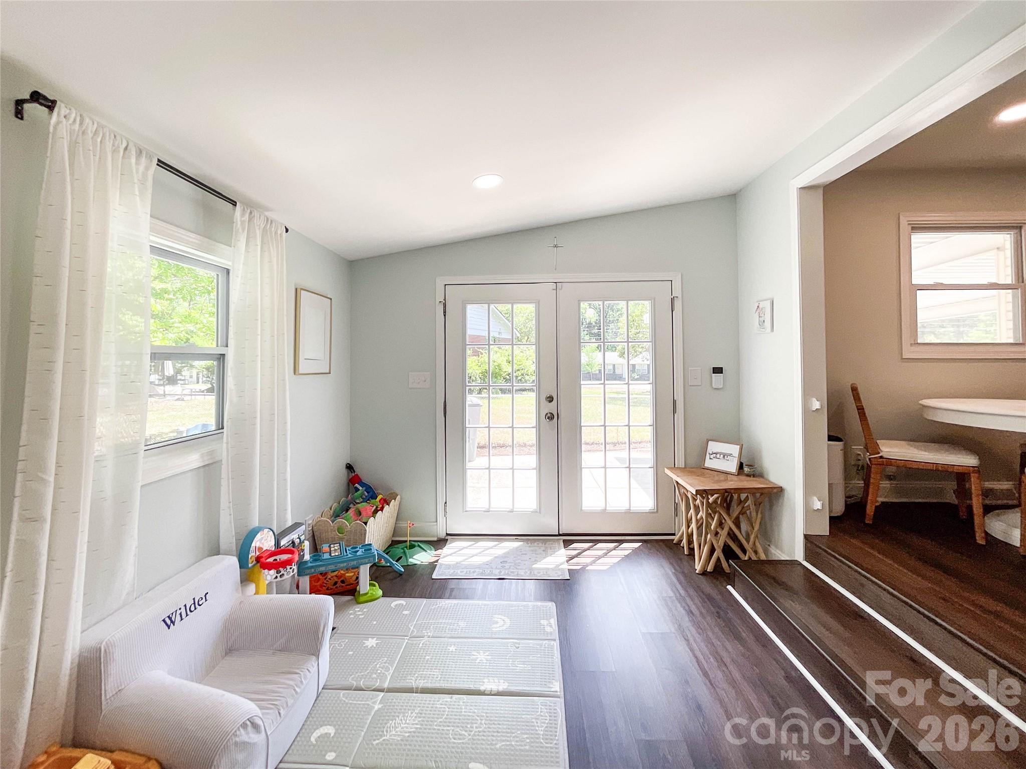 3827 Topsfield Road Charlotte NC 28211