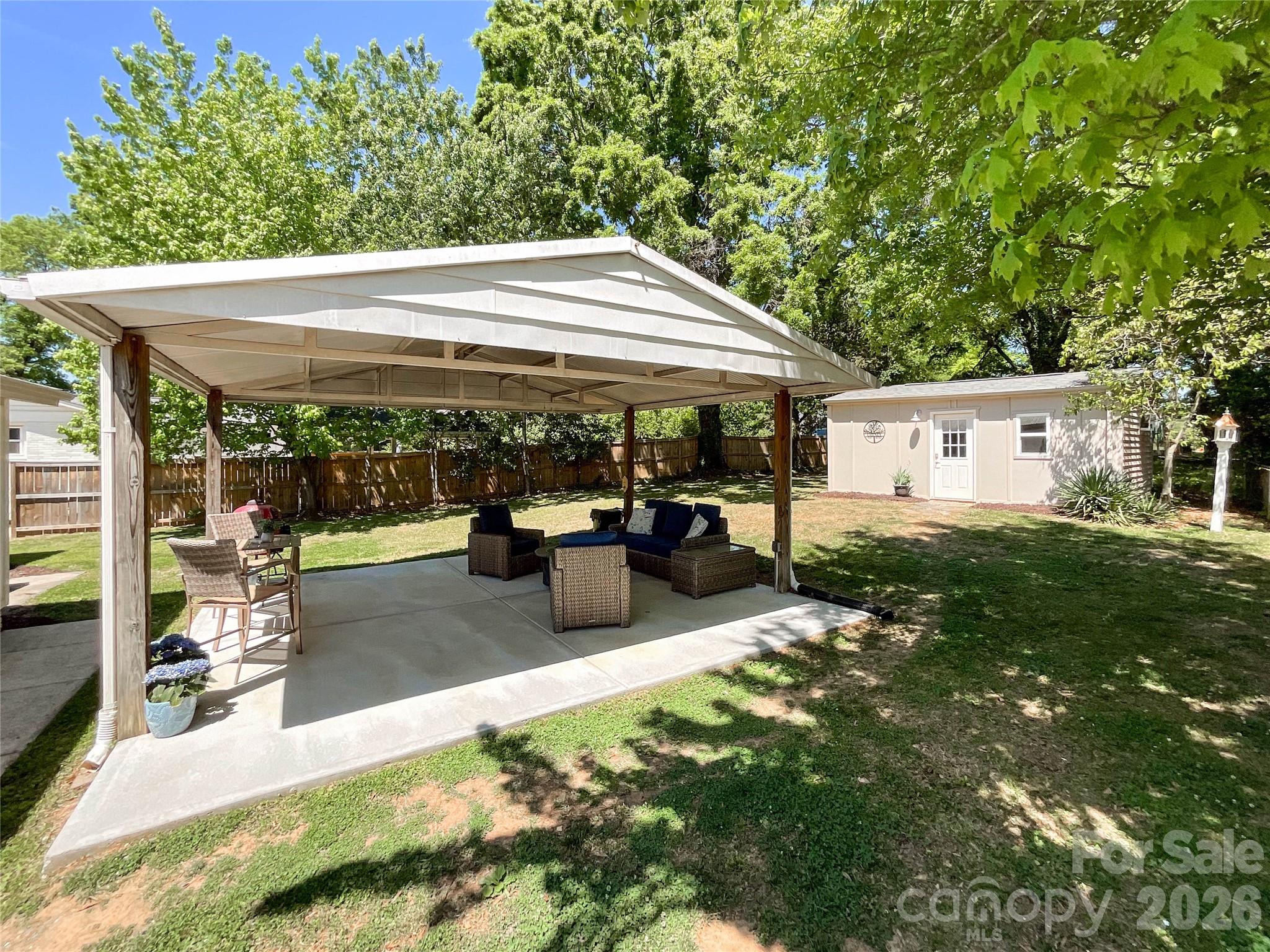 3827 Topsfield Road Charlotte NC 28211