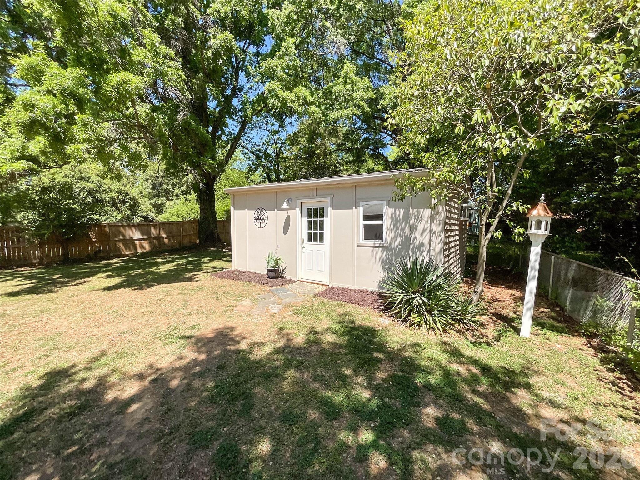 3827 Topsfield Road Charlotte NC 28211