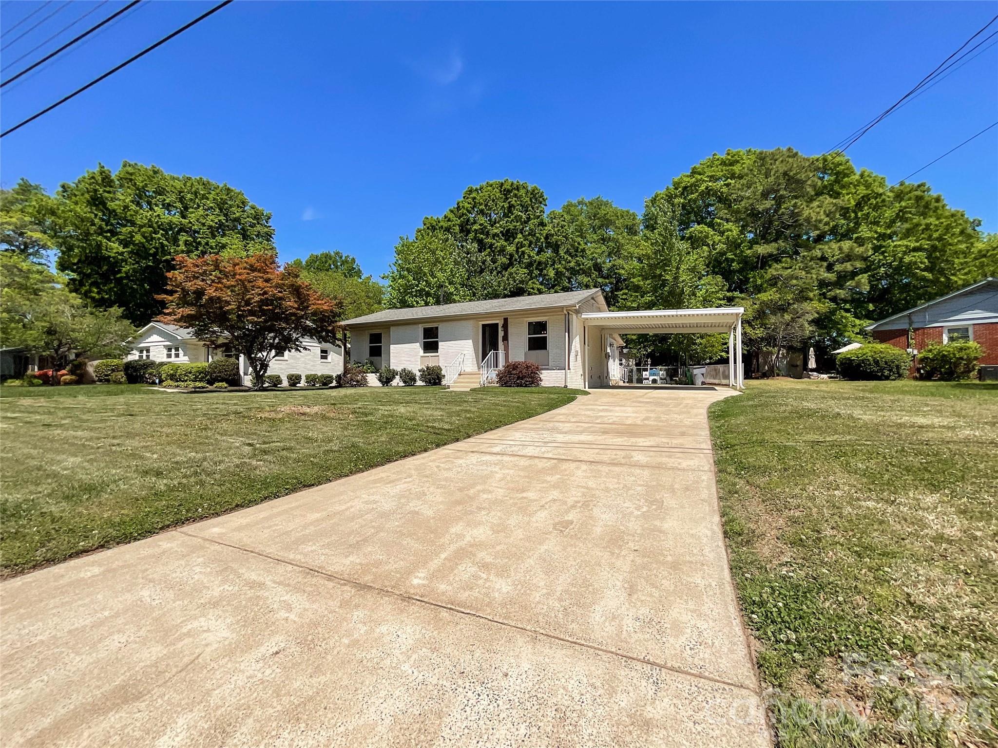 3827 Topsfield Road Charlotte NC 28211