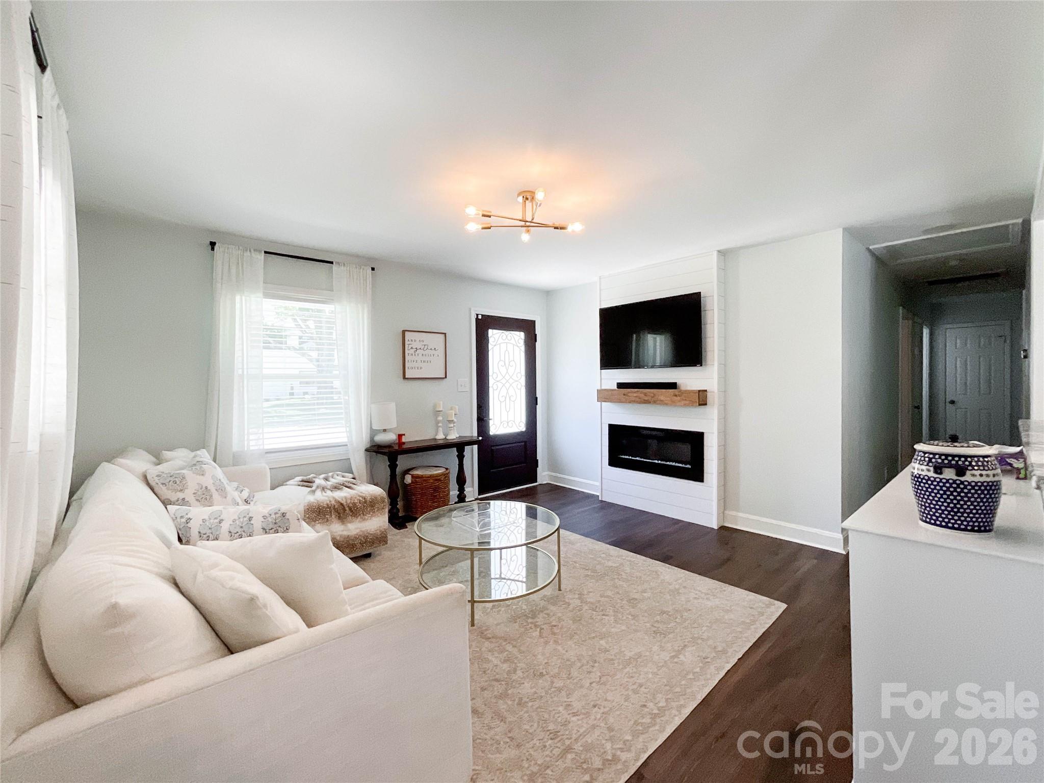 3827 Topsfield Road Charlotte NC 28211