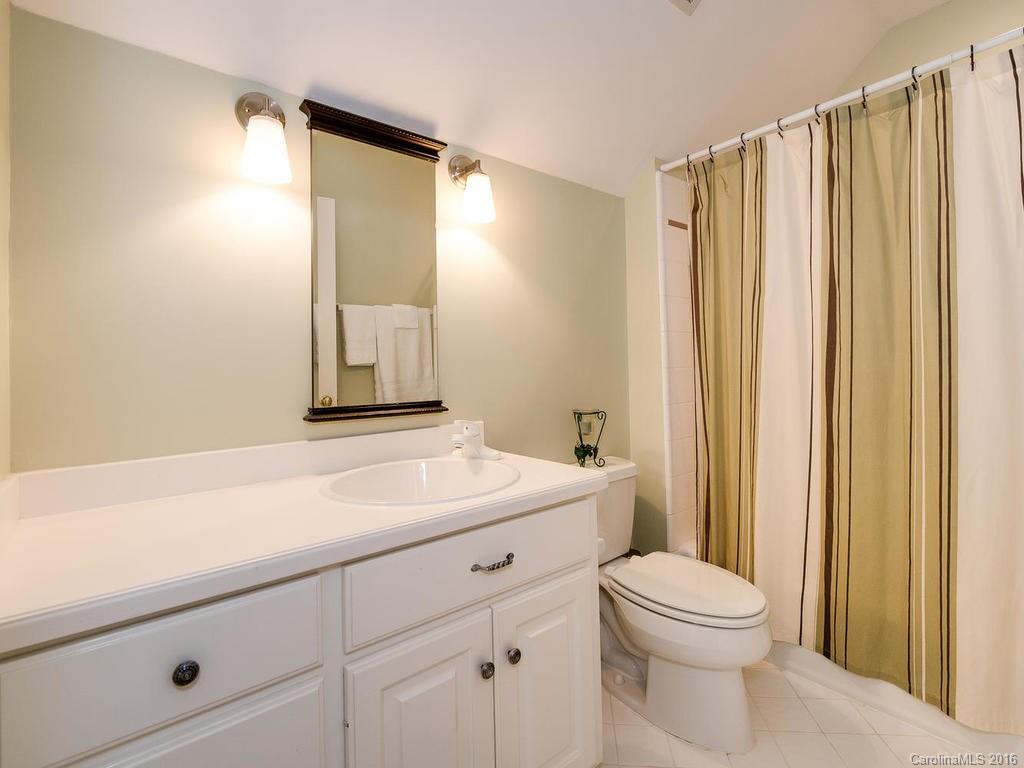 6805 Linkside Court Charlotte NC 28277