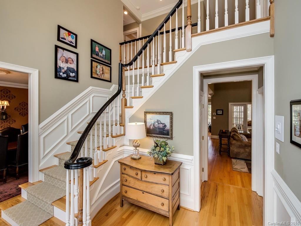6805 Linkside Court Charlotte NC 28277