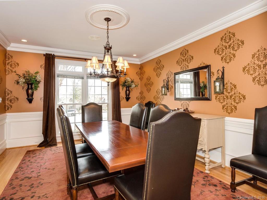 6805 Linkside Court Charlotte NC 28277