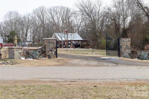 210 Florham Drive Dallas NC 28034