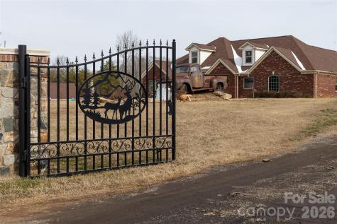 210 Florham Drive Dallas NC 28034