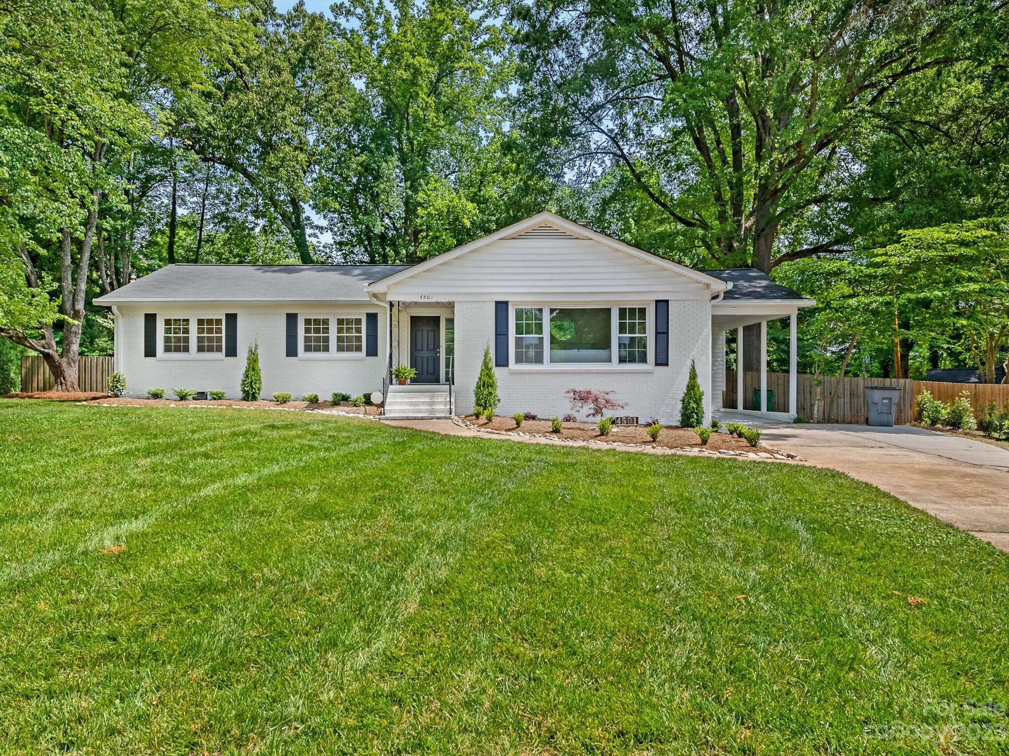4501 Fenwick Court Charlotte NC 28209